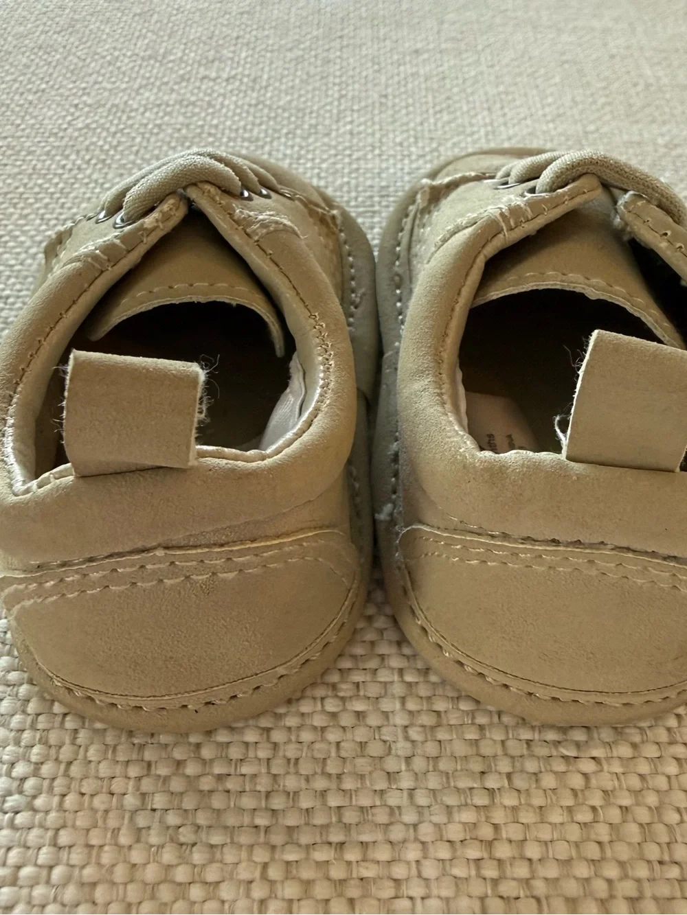 ✨ Baby Gap Faux Leather Lace-Up Oxfords - Size 0-3 Months✨